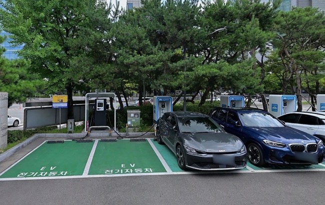 성남시, 전기차 충전 구역 장기 점유 막는다