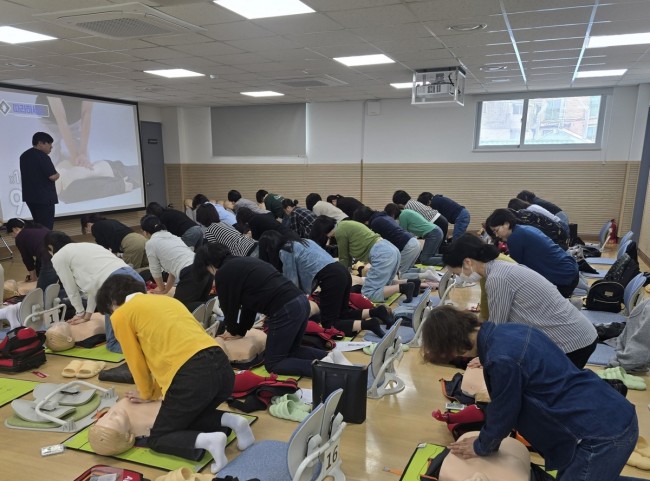 강북구, 초등 돌봄교사 대상 응급처치 전문교육 실시