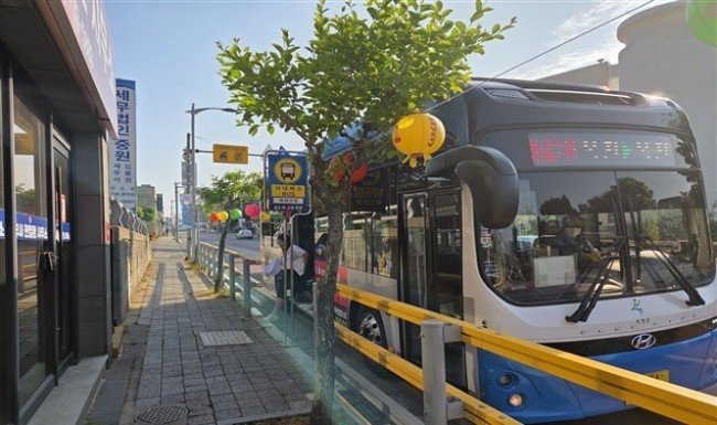 옥천읍 순환버스 누적승객 2,500명 돌파…정식운행 준비 박차