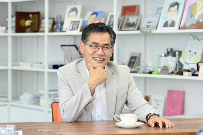 이기재 양천구청장, 취임식 없이 직원조례로 민선 9기 임기 시작