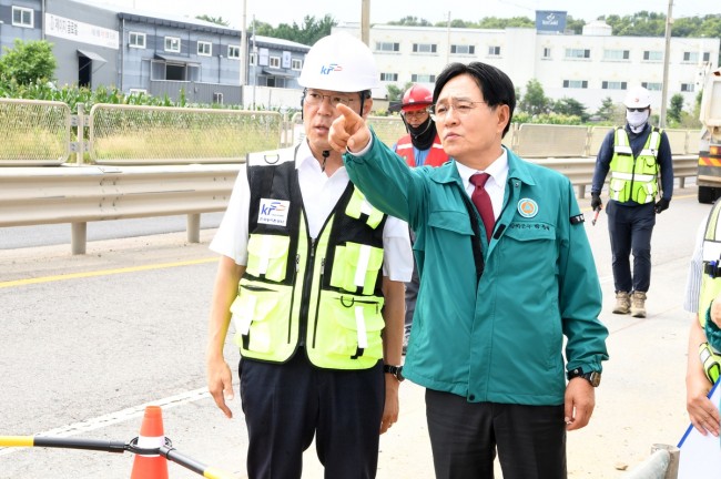 박용철 강화군수, 김포 가현지구 찾아 한강물 농업용수 재편사업 현장 점검